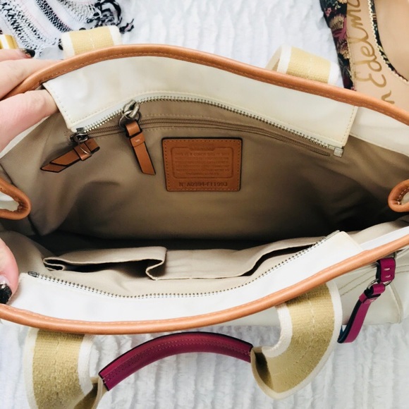Coach | White Nylon Handbag - Picture 7 of 11